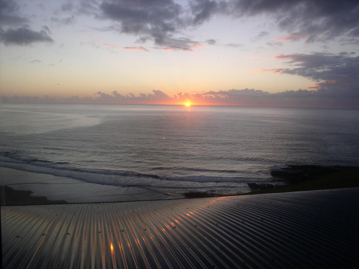 Oceanscape Luxury Beachfront Villas Scotts Head Exterior foto